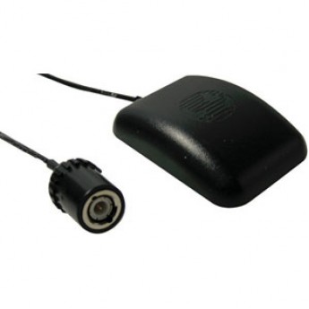 Антенна плоская выносная GARMIN GA 26 (BNC разъем) Антенна плоская выносная GARMIN GA 26 (BNC разъем)